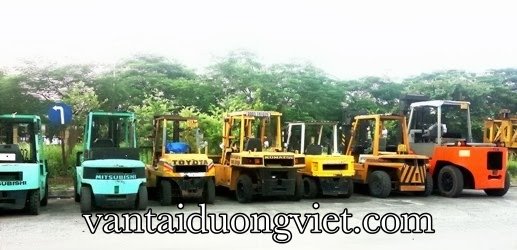 Dịch vụ di dời nâng hạ máy móc tại Việt Nam. Đội ngũ nhân lực mạnh - Phương tiện thiết bị đầy đủ - làm qua nhiều dự án KCN, Công Trình Lớn., dịch vụ nâng hạ, dịch vụ nâng hạ hàng hóa, Dịch vụ nâng hạ xe nâng máy